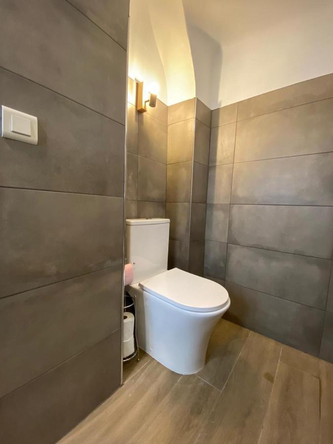 Magnifique Studio Hyper Centre Plage Et Commerce Сен-Жан-де-Люз Экстерьер фото